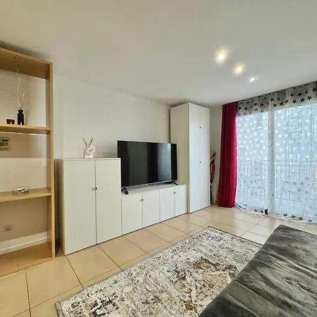 Trimar Victoria Apartment